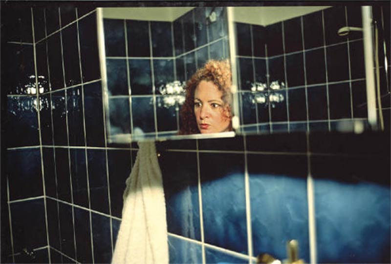 nan-goldin-berlin-mirror