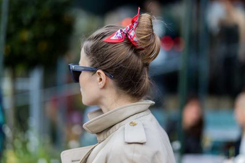 bandana-lenco-nos-cabelos-coque