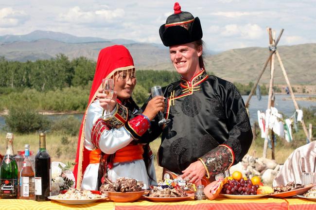 vestido de casamento em Tuva