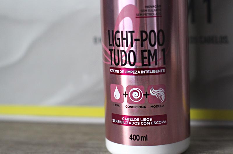 Elseve Light Poo Tudo em 1 sem parabenos