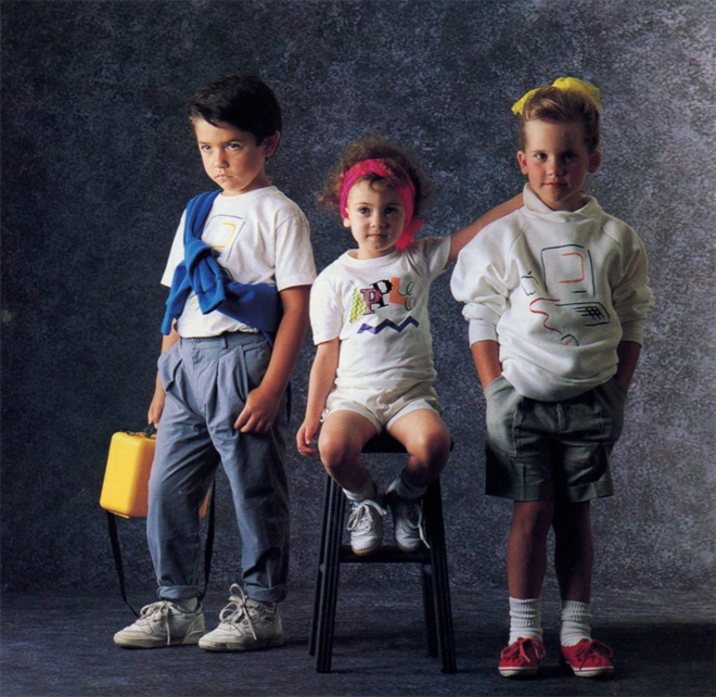 coleção de roupas da Apple em 1980 crianças
