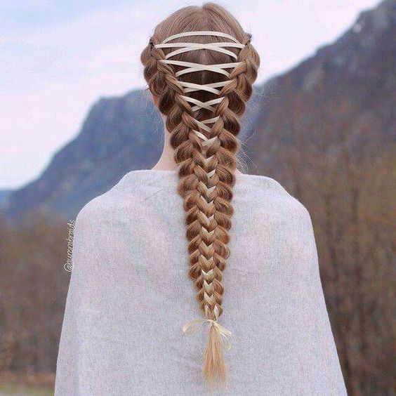 corset-braid