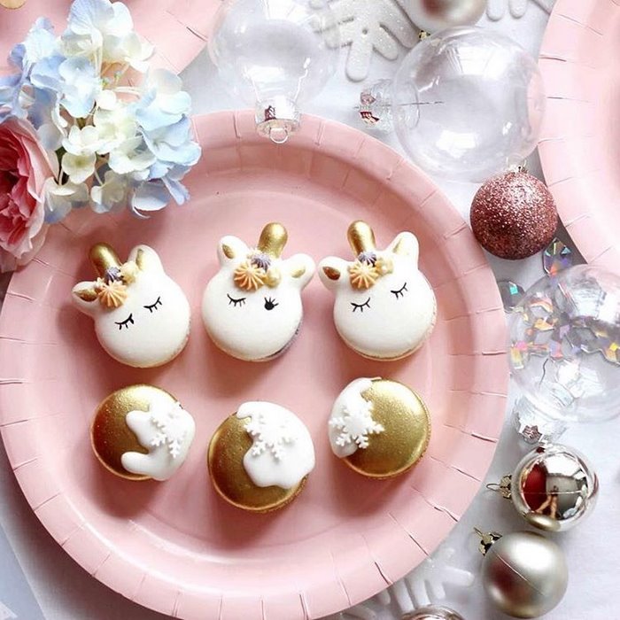 cute-unicorn-macarons-1-586e4725798cf__700