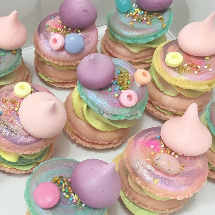 cute-unicorn-macarons-3-586e472a52820__700