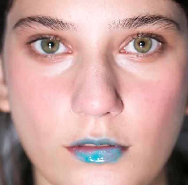 maquiagem-spfw-boca-azul-gloss