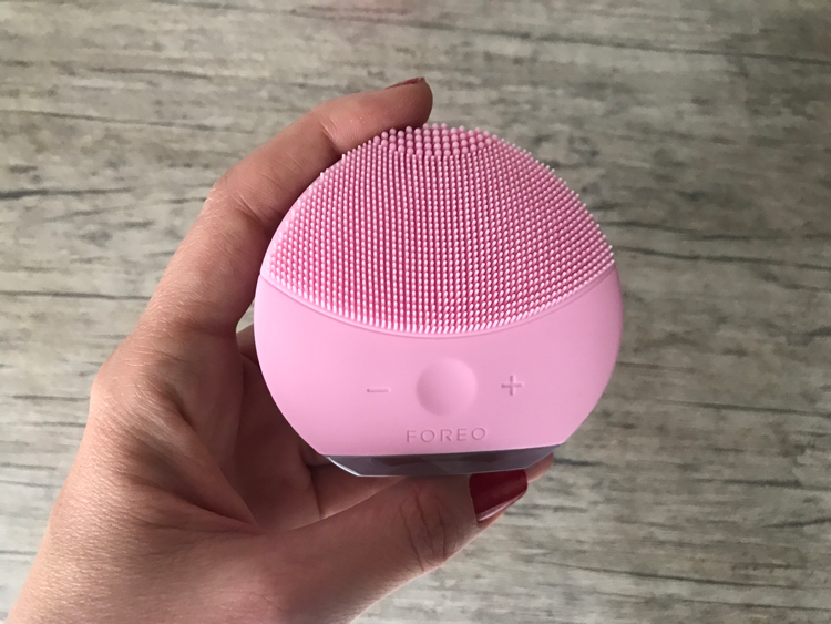 Foreo-Luna-Mini-2-limpador-de-pele