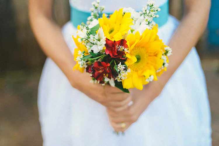 bouque-de-flores-colorido-casamento