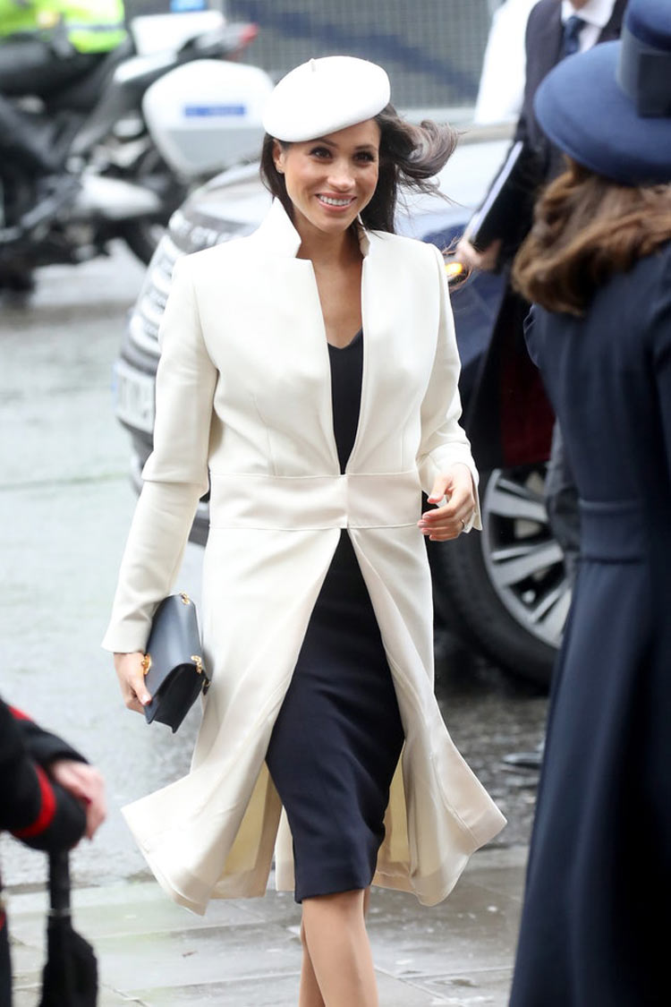 megah-markle-looks-branco