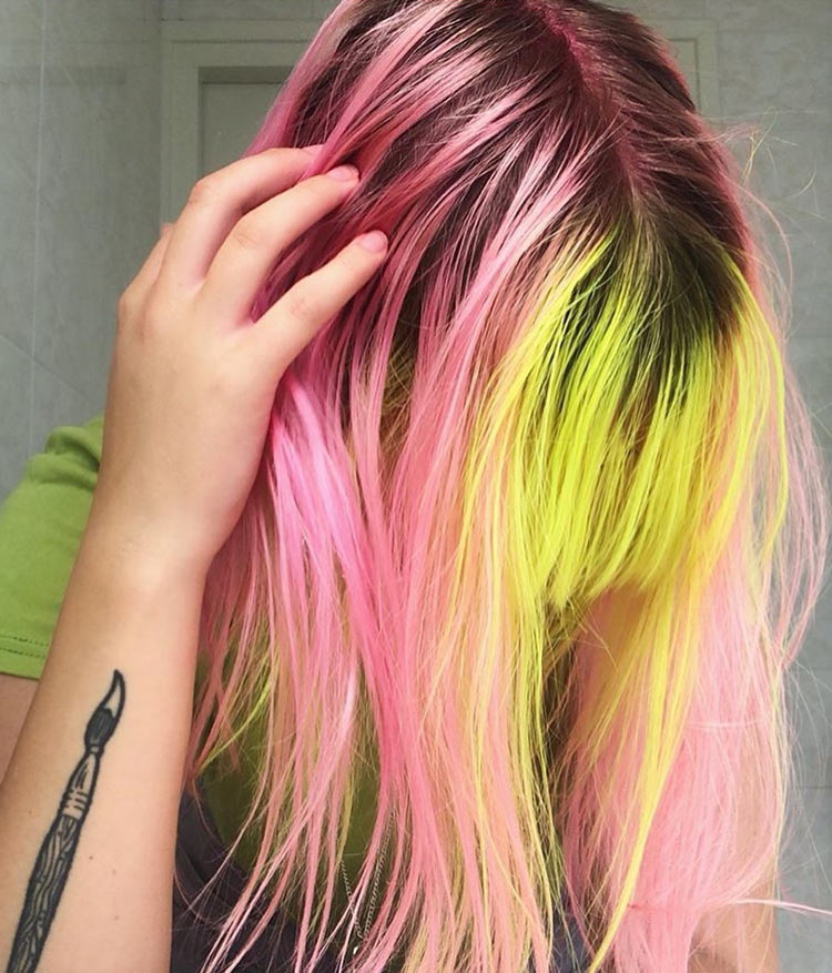cabelo-bicolor-colorido-rosa-e-amarelo-neon