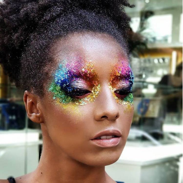 maquiagem-carnaval-colorida-glitter