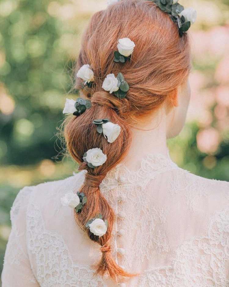 penteados-casamento-com-flores