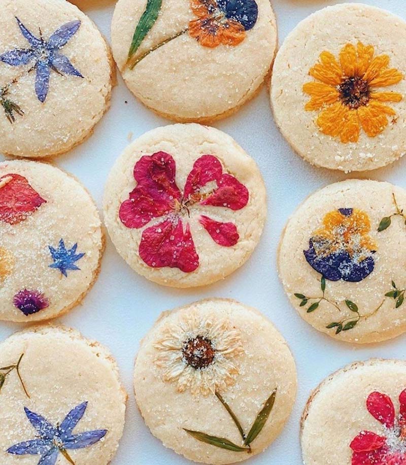 biscoito-com-flores-comestiveis