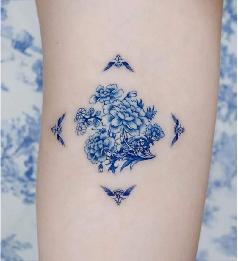 tatuagem-delft-blue-flores-porcelana