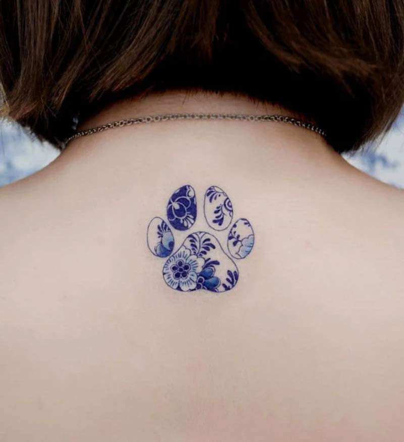 tatuagem-delft-blue-pegada-animal