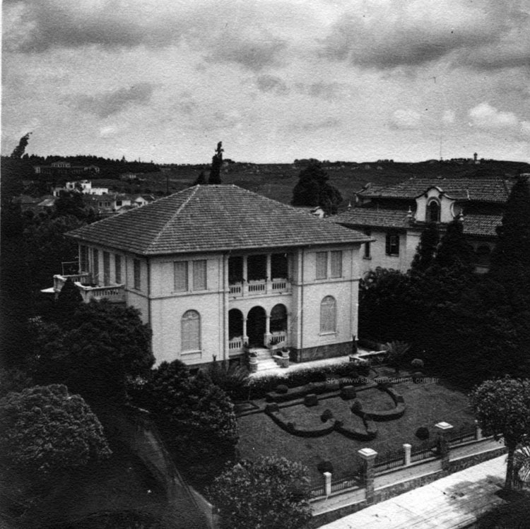 Casa em Higienópolis (1920)