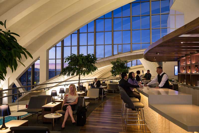 The-Star-Alliance-Lounge--Los-Angeles