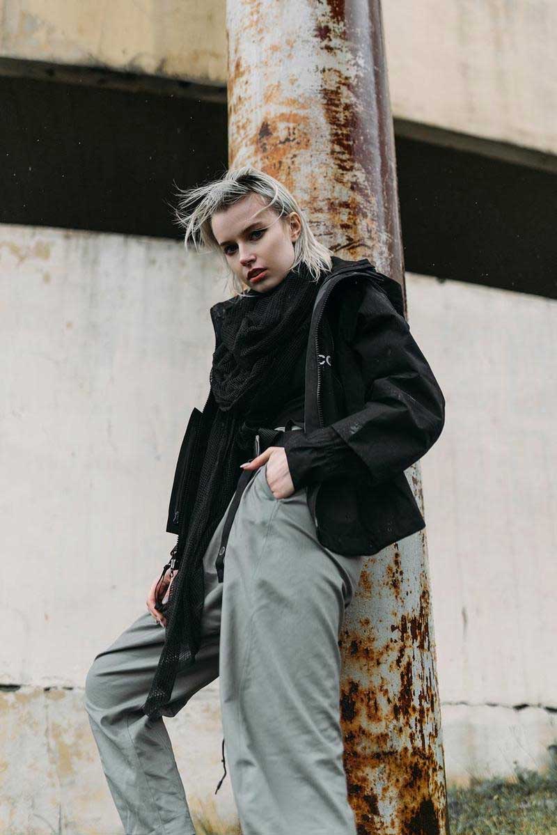 moda techwear looks estilo como usar roupas femininas