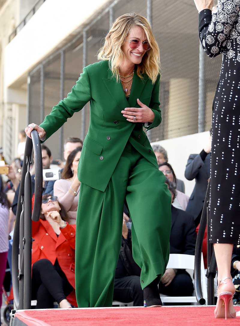 celebridades famosas looks roupas verde calça social blazer