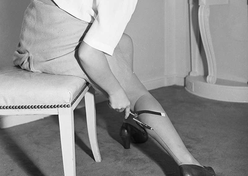 meia-calça costura traseira anos 40