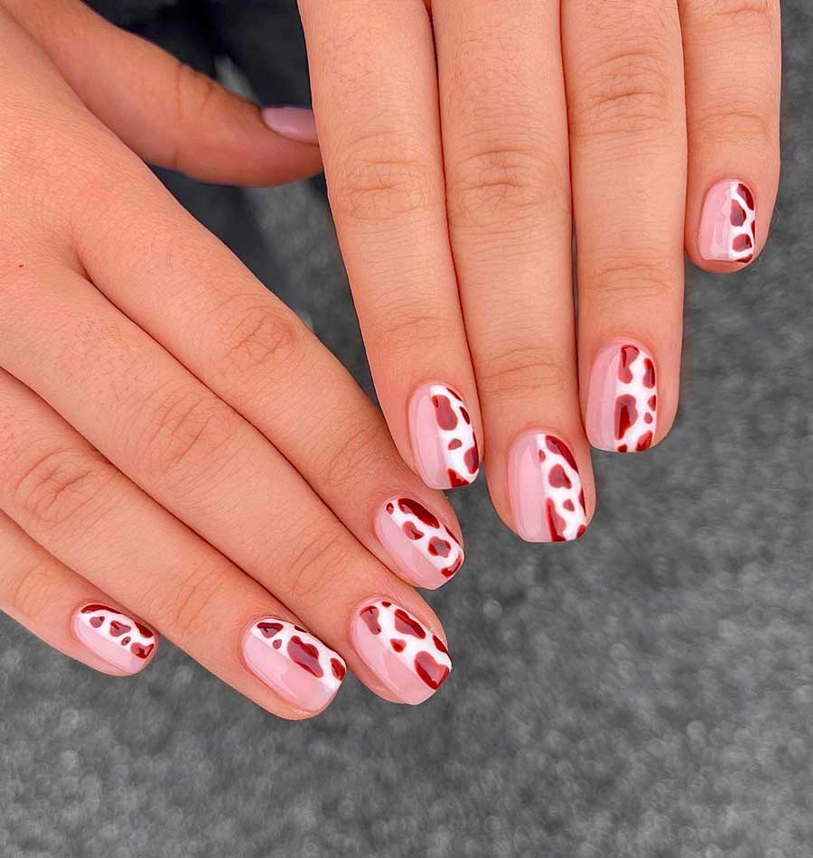 unhas com estampa de vaca