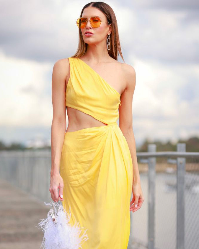 vestido amarelo