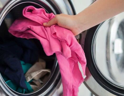 lavar suas roupas novas antes de usá-las